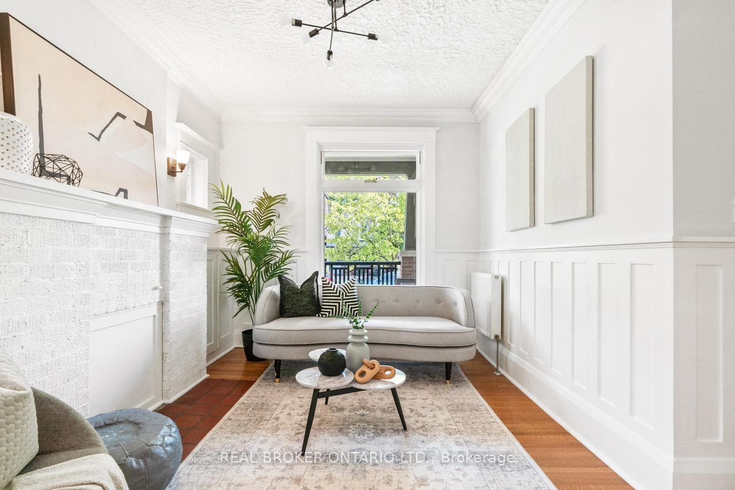 Living Room overlooks the front yard
