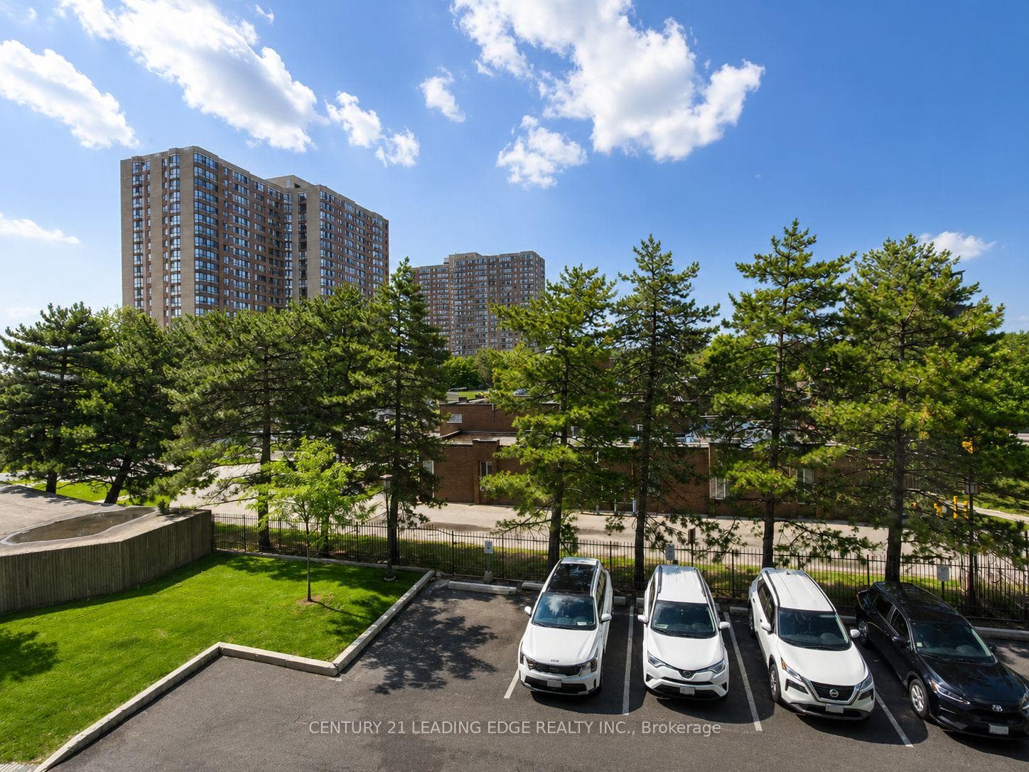 275 Bamburgh Circle Unit 310 photo 4