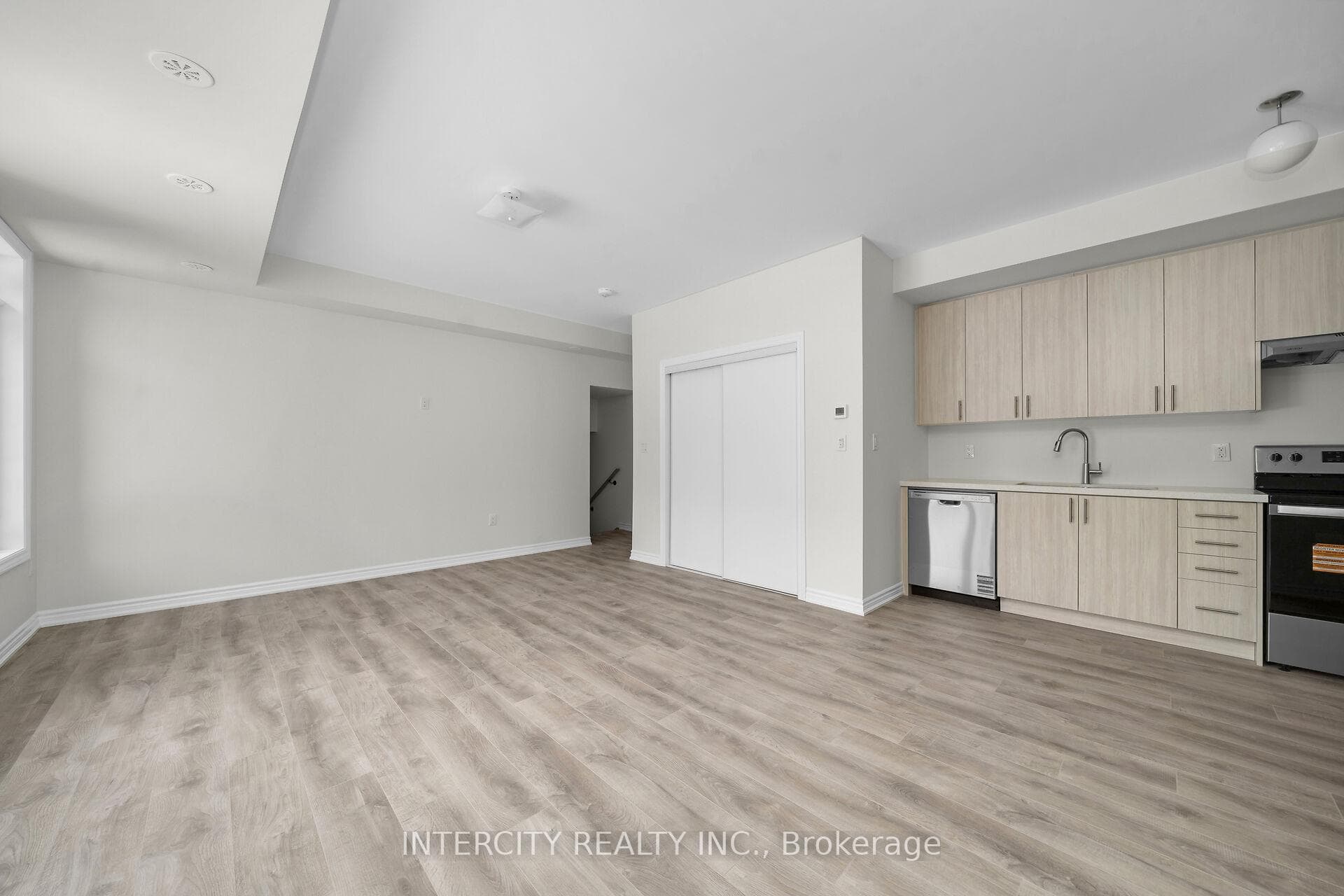 2 Savvy Lane Unit 43Z photo 7