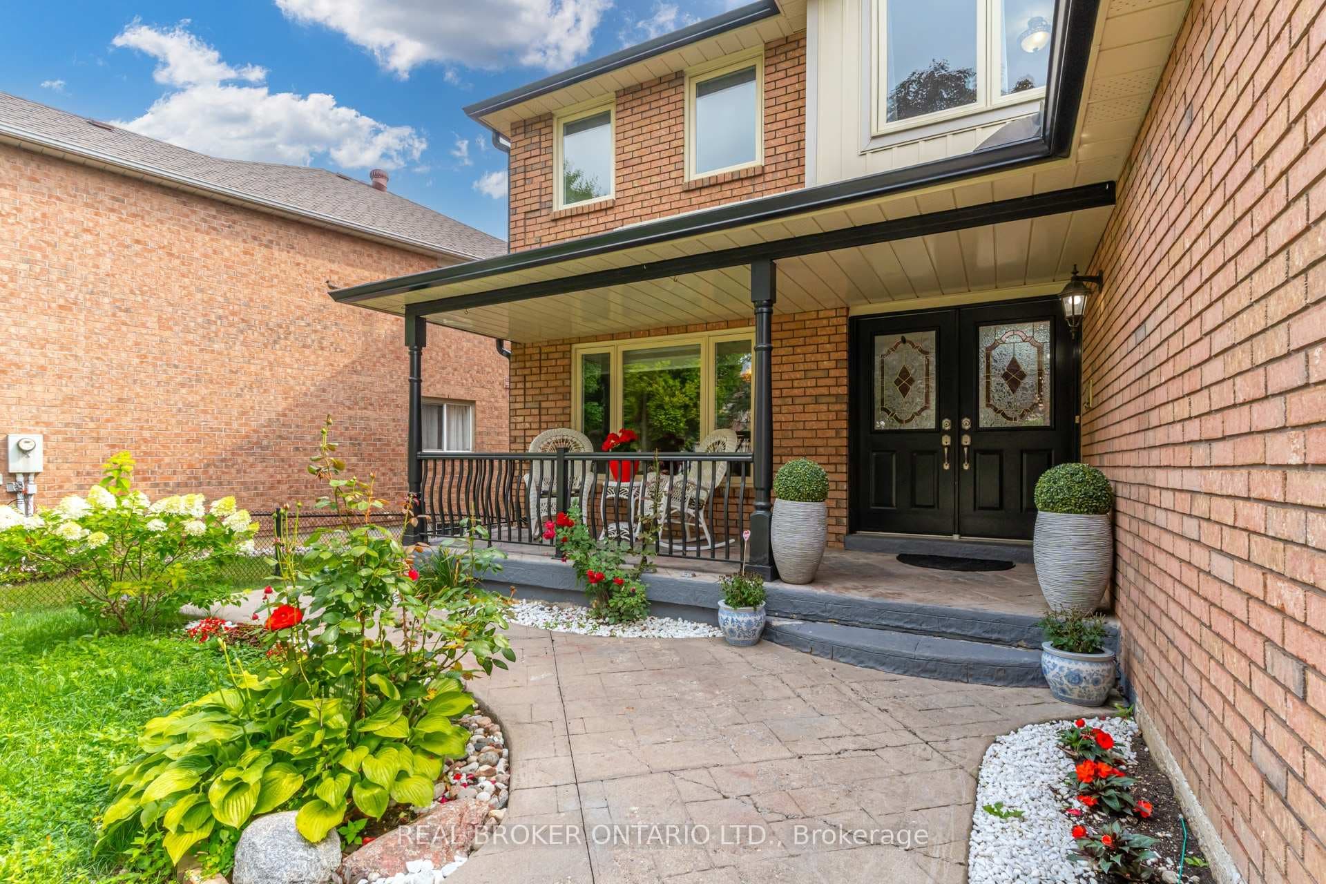 87 Taylorwood Avenue photo 3
