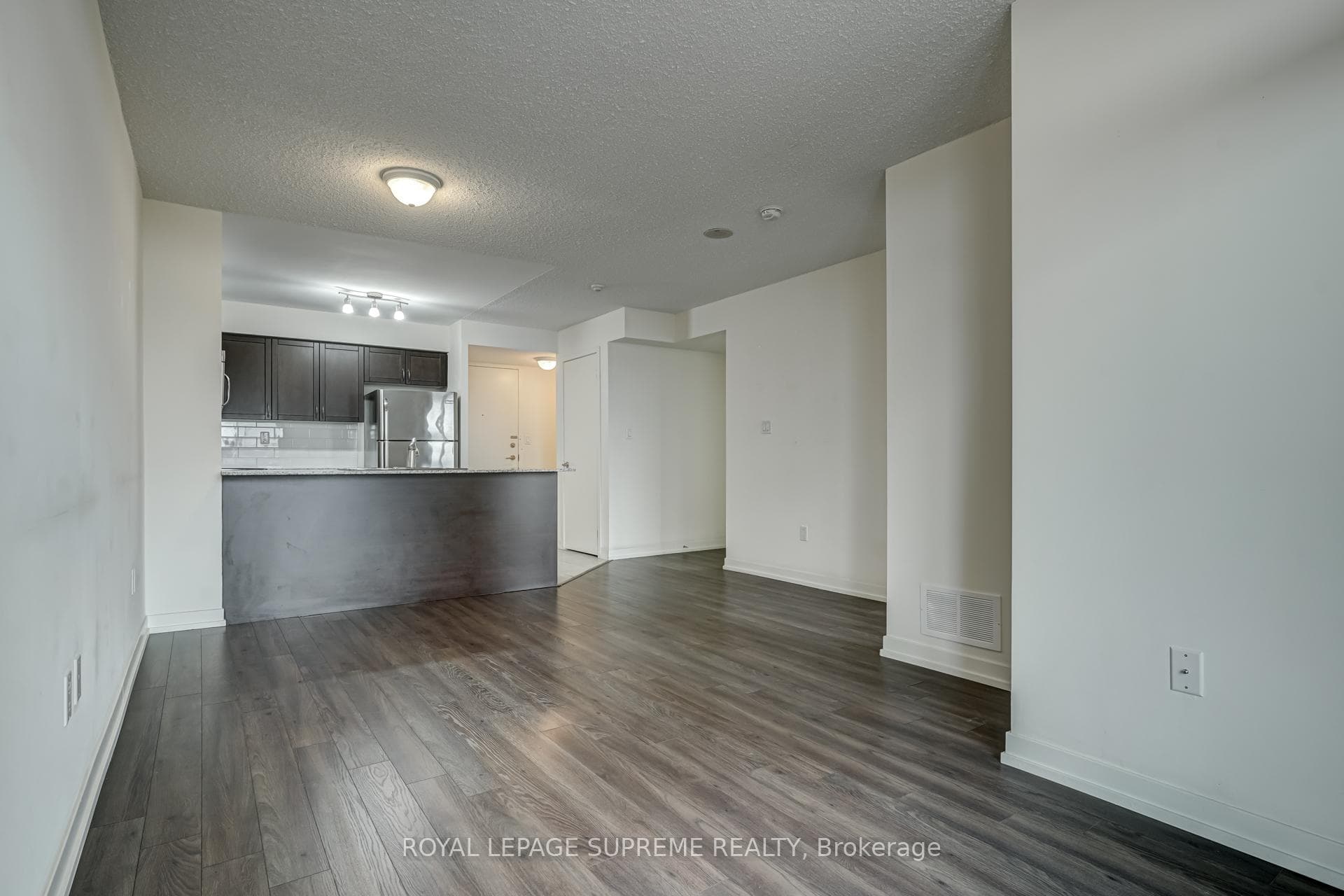 816 Lansdowne Avenue Unit 718 photo 16