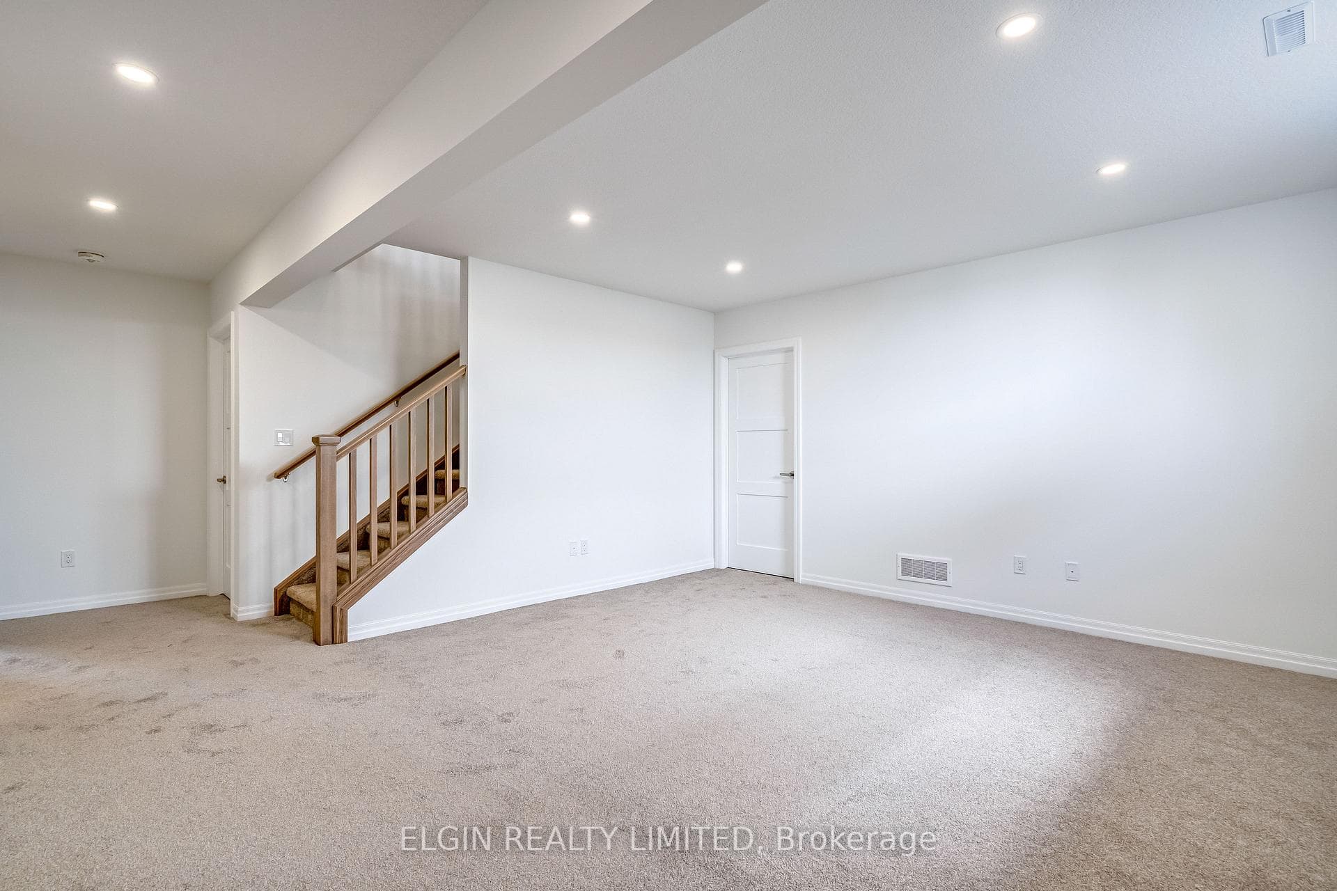 7 Finch Street photo 29