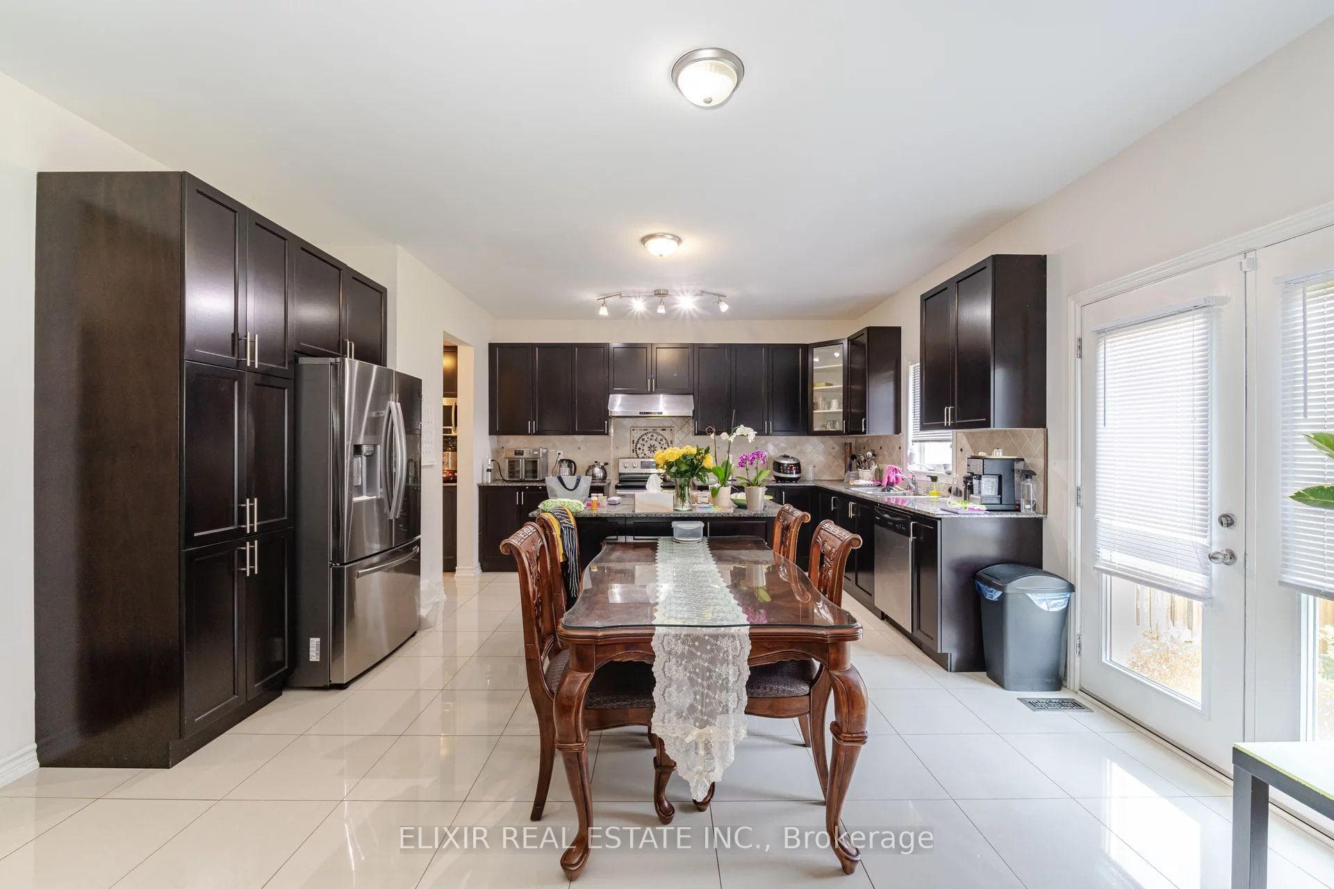 59 Lola Crescent photo 9