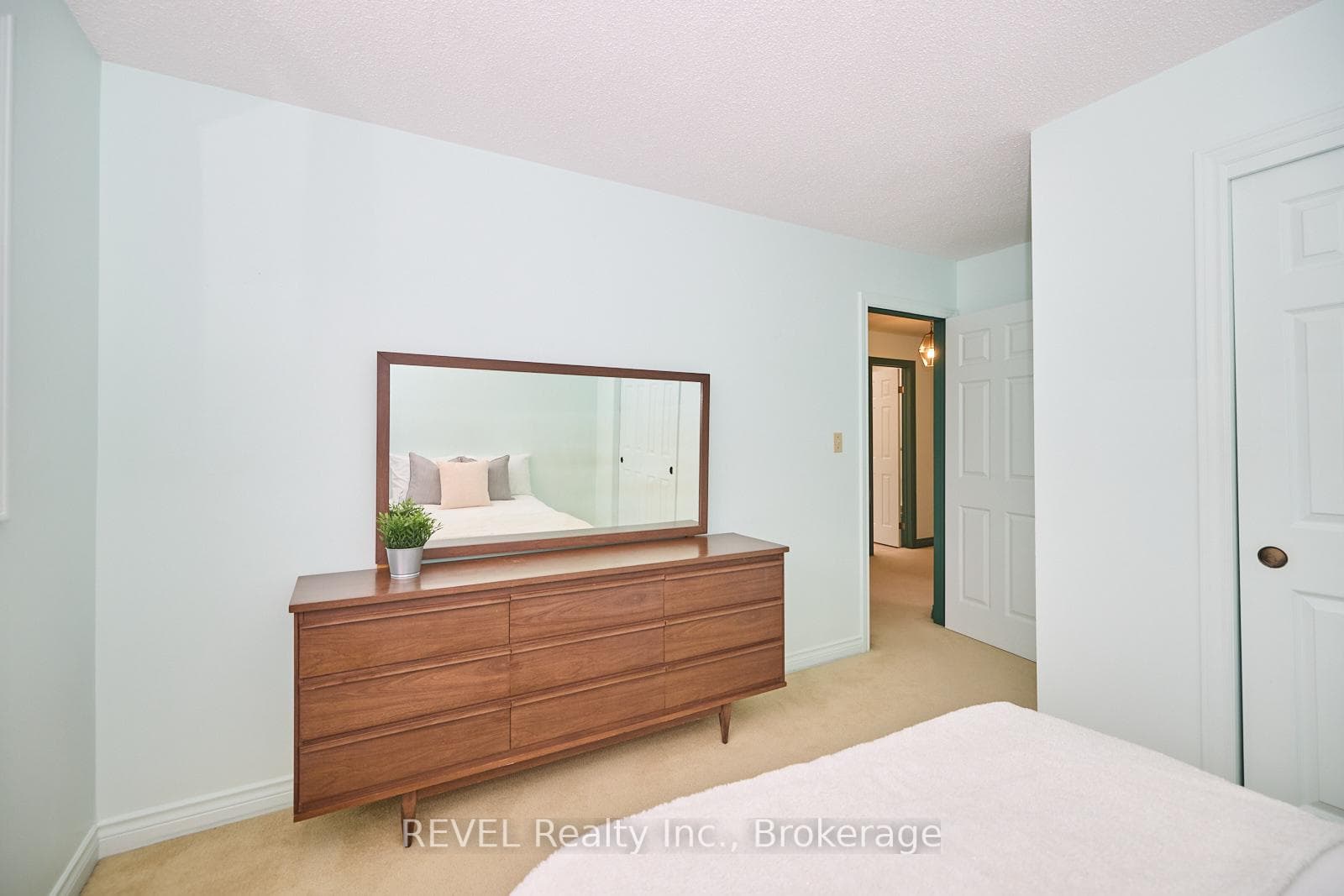 40 Northwood Drive photo 24