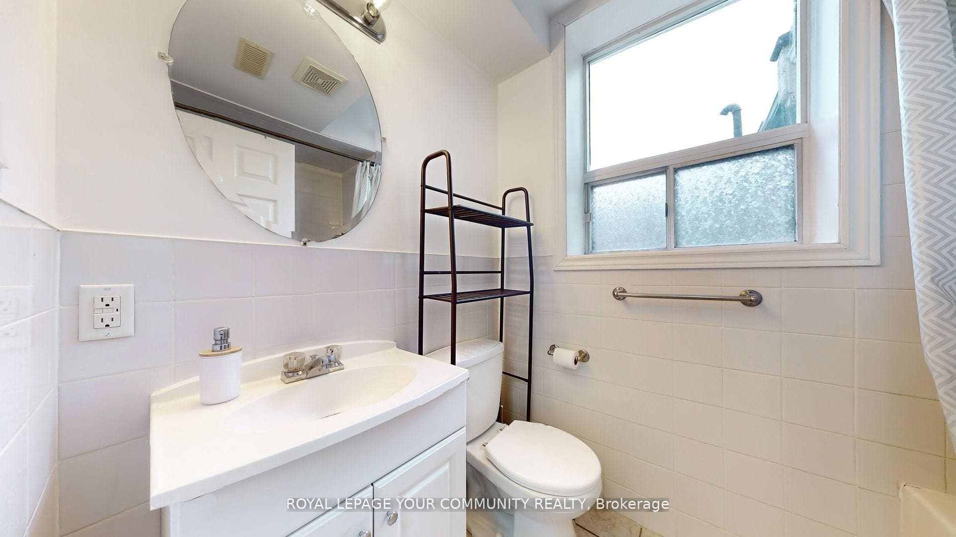 176 Lisgar Street Unit Upper photo 13