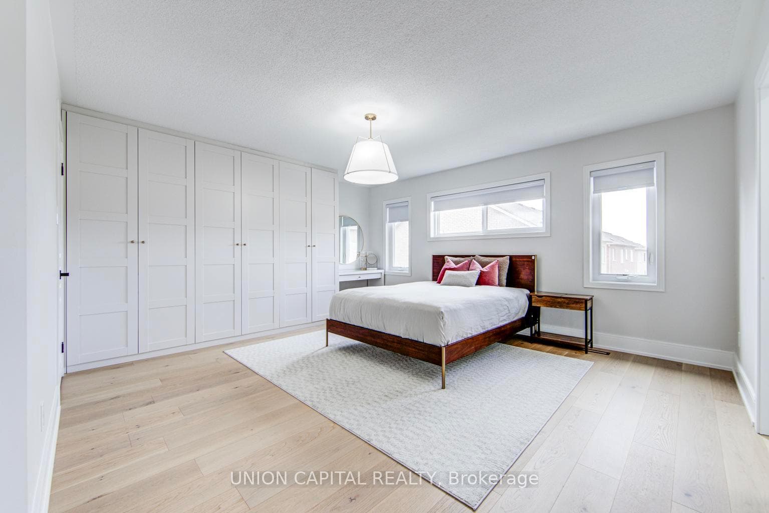 69 Southbrook Crescent photo 25