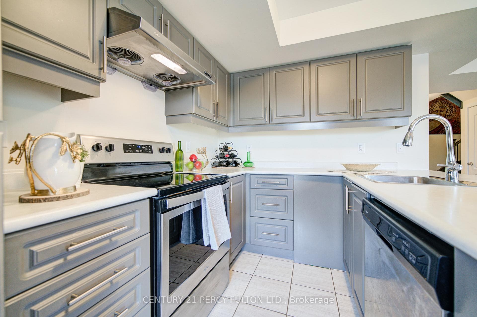 10 Westmeath Lane Unit 2209 photo 17