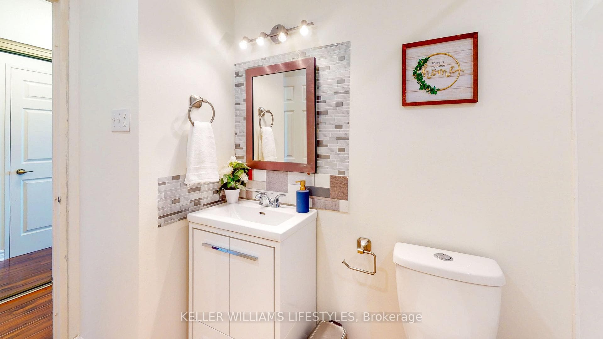 4-pc bathroom