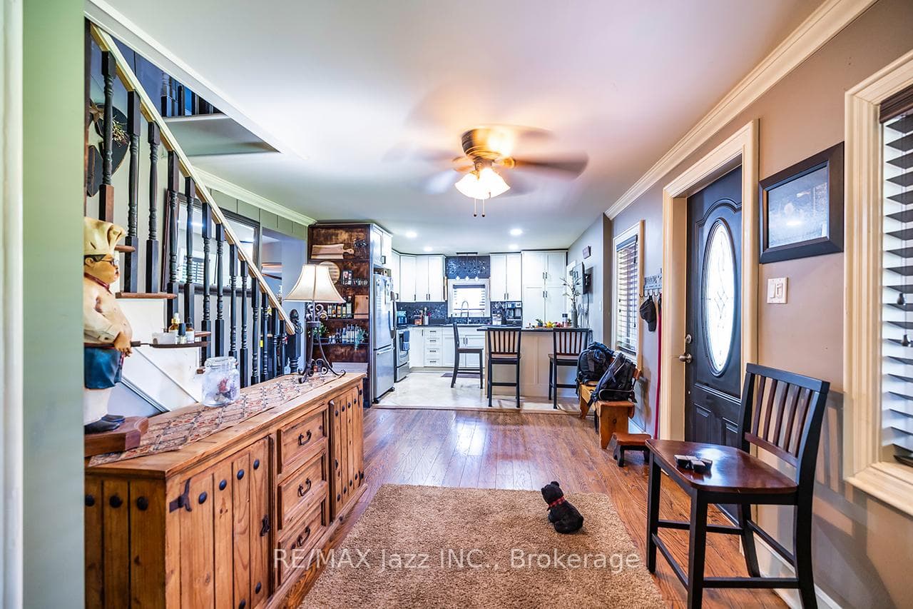 641 Enright Road photo 9