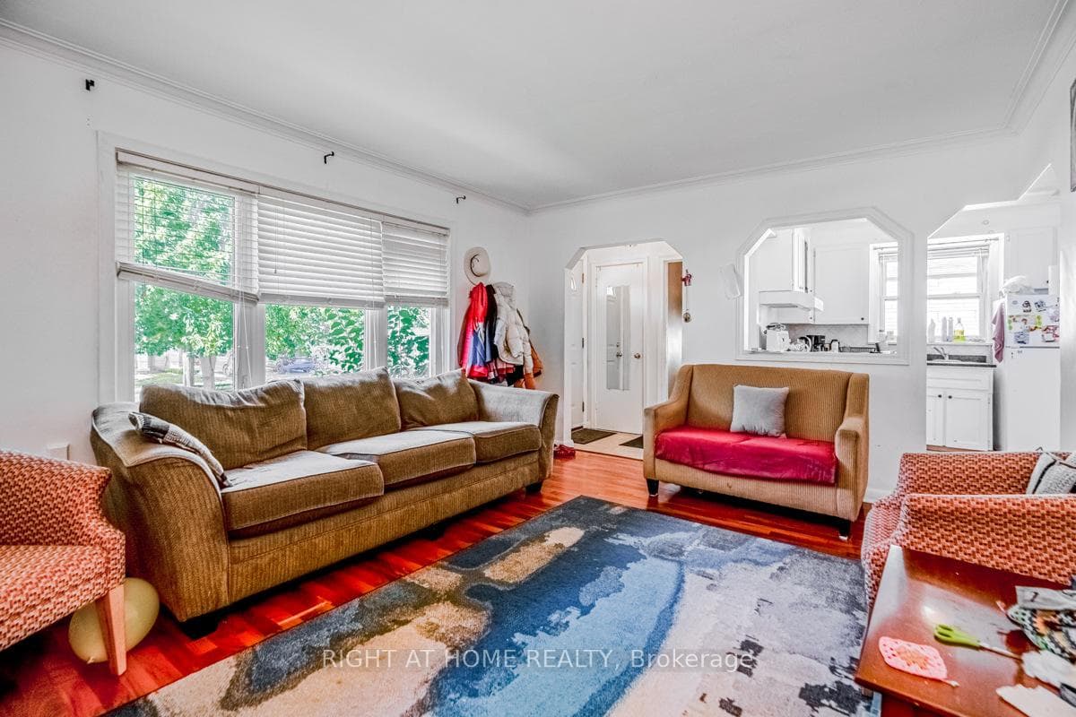 39 TREEVIEW Drive photo 11