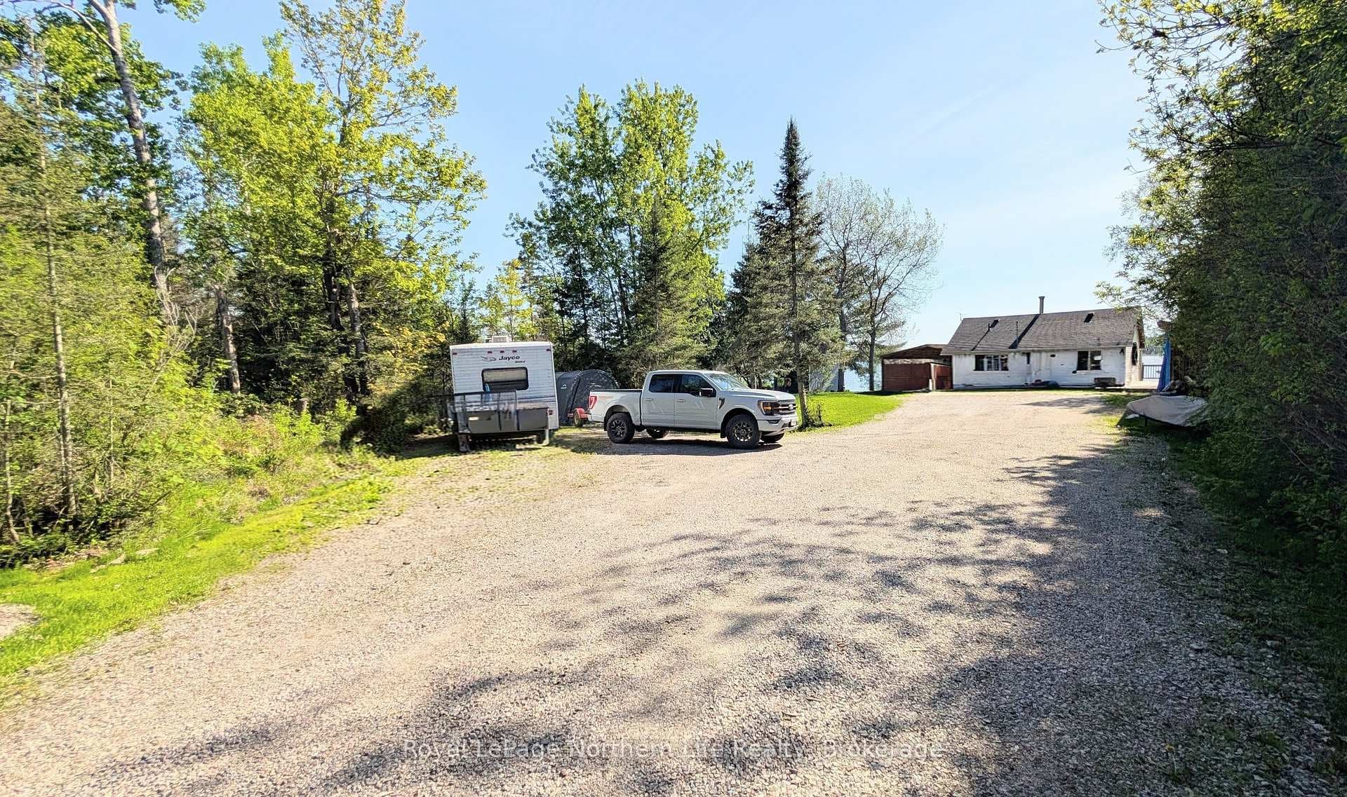 237 Norland Road photo 34