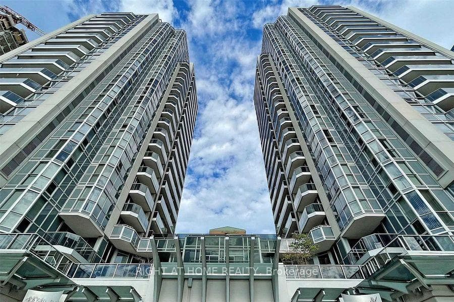 5793 Yonge Street Unit 2101 photo 1
