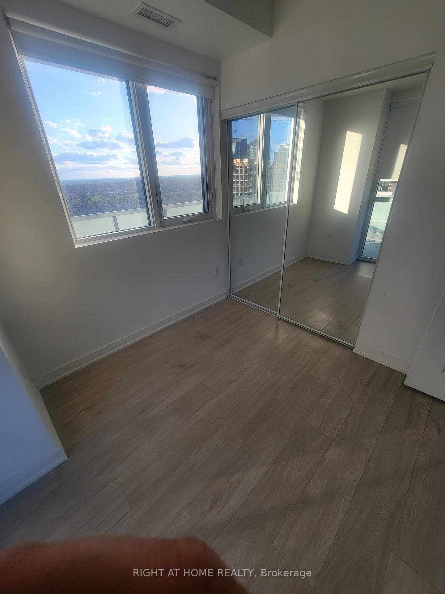 8 Nahani Way Unit 1809 photo 7
