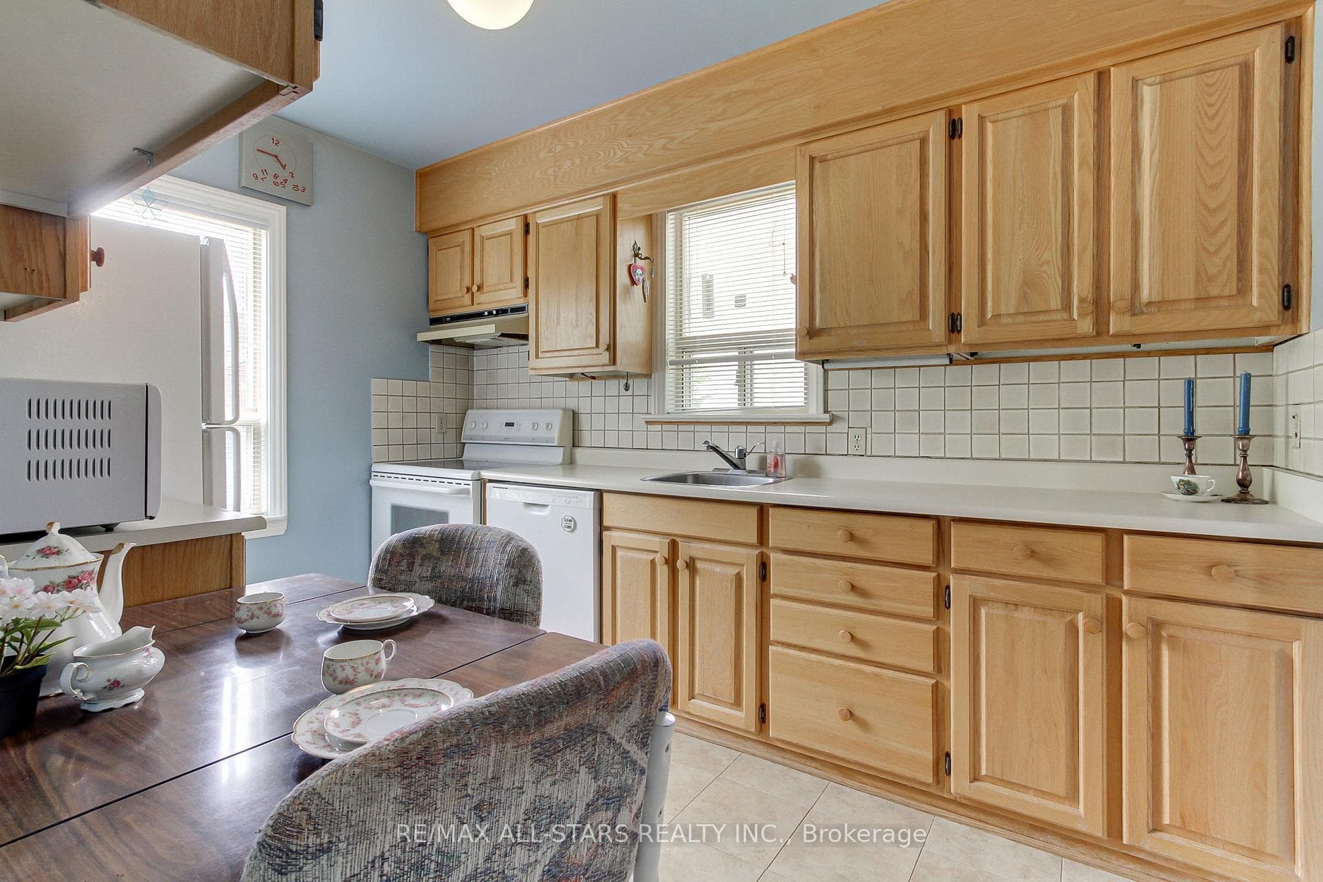 12 Grantbrook Street photo 14