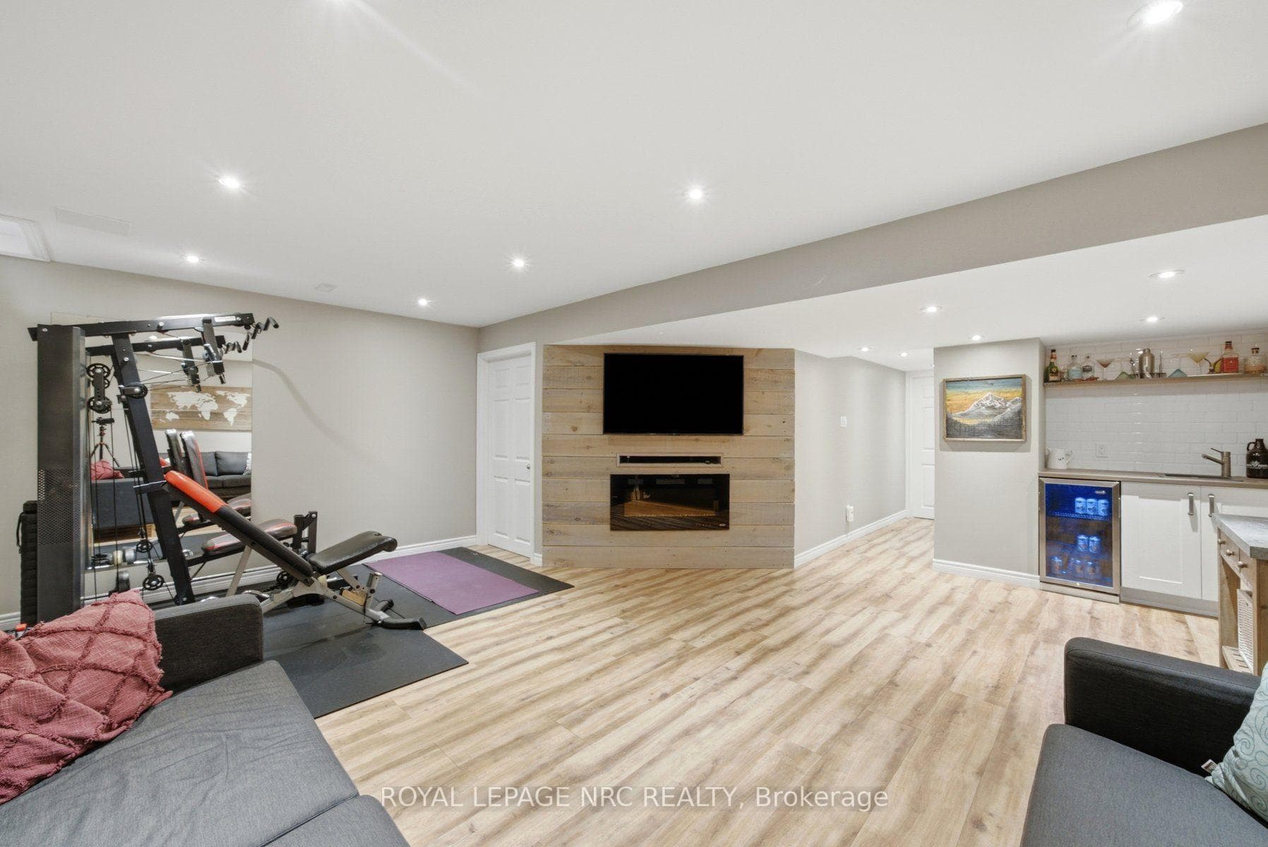 4873 Adam Court photo 34