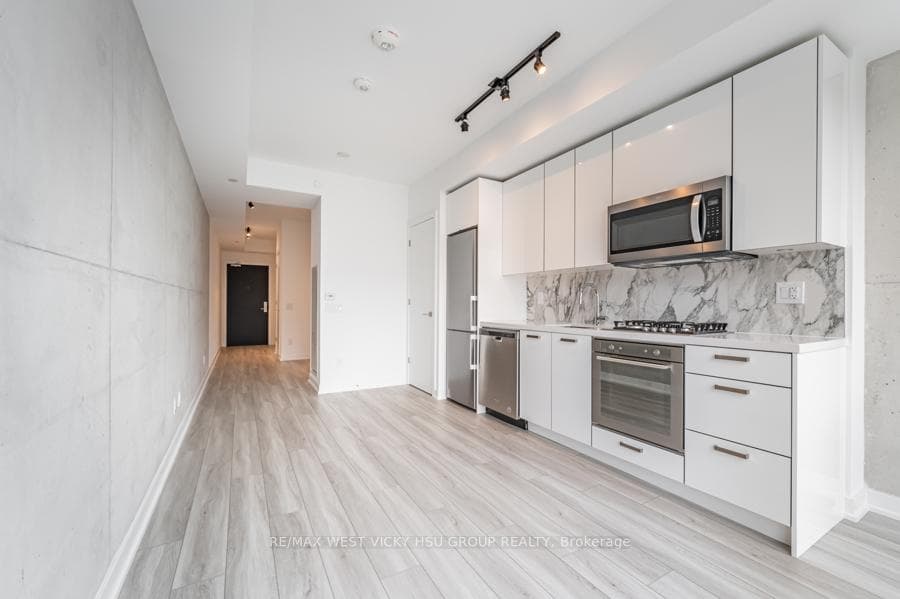 458 Richmond Street Unit 806 photo 7