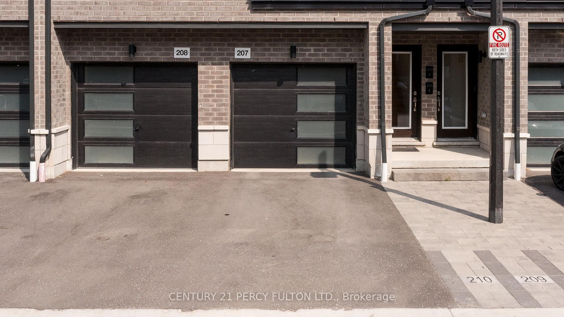 2550 Castlegate Crossing N/A Unit 207 photo 2