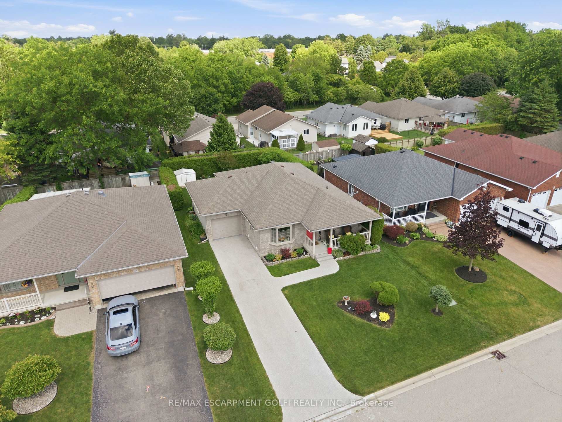 12 Schneider Drive photo 37