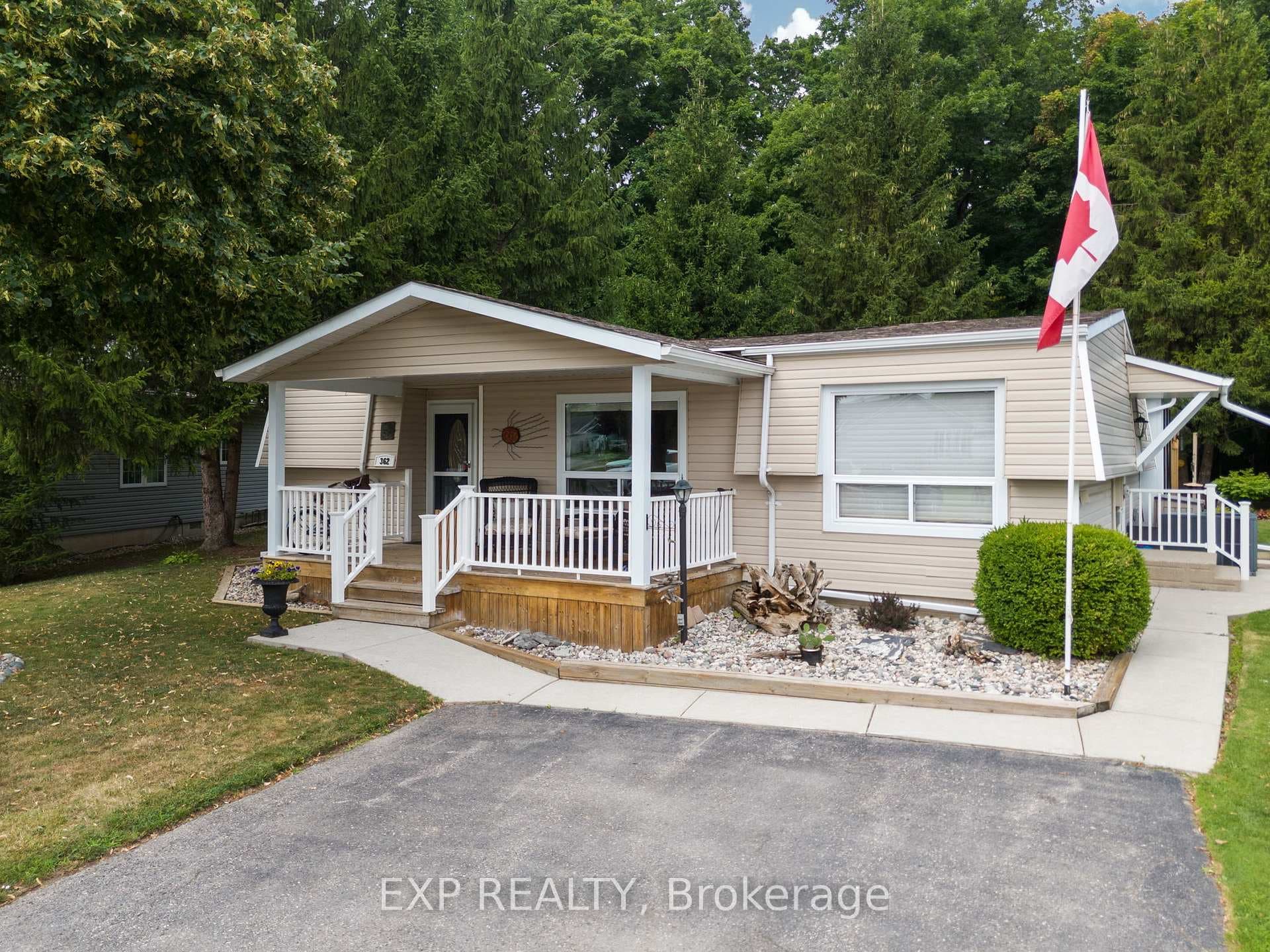 362 Shannon Boulevard photo 38
