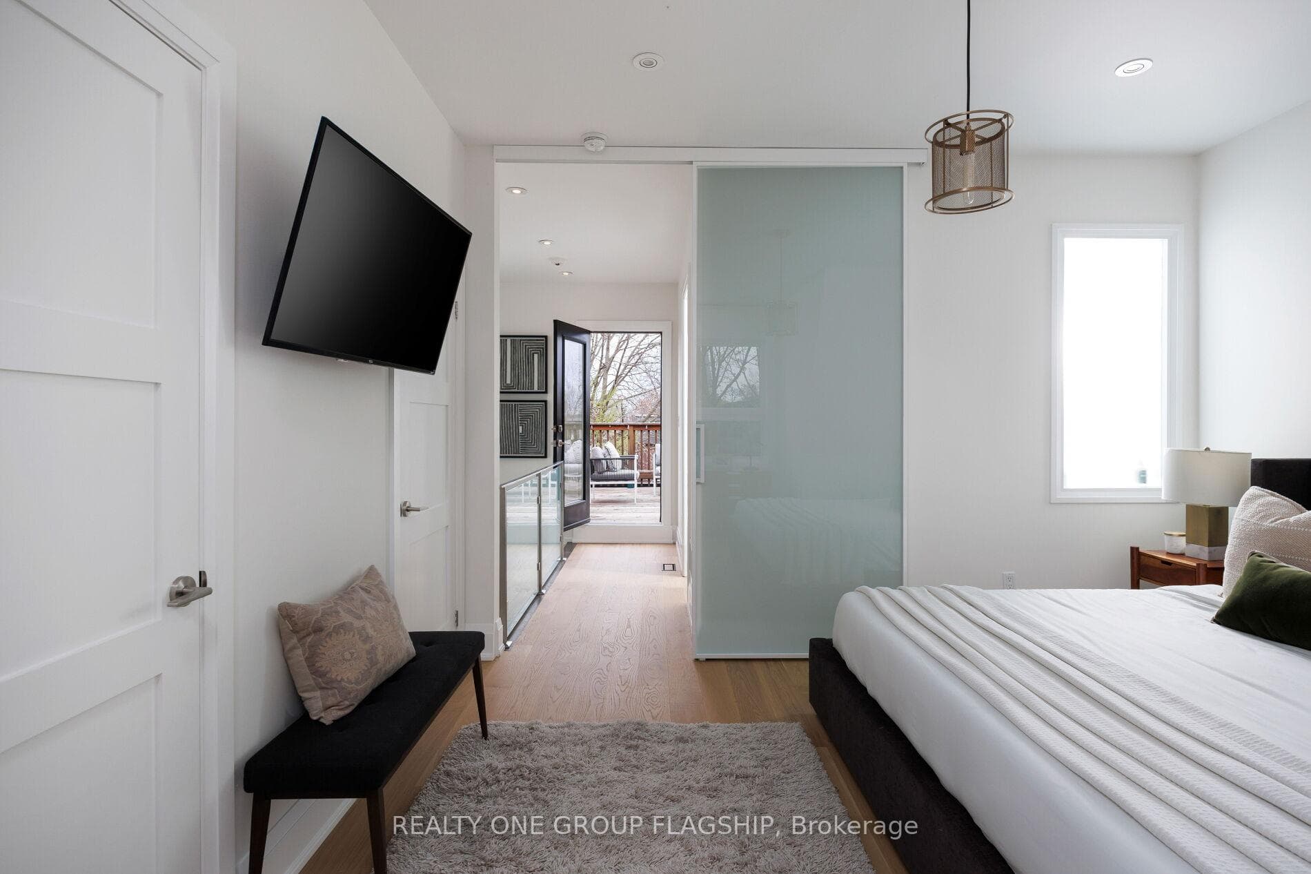 145 Galley Avenue photo 39