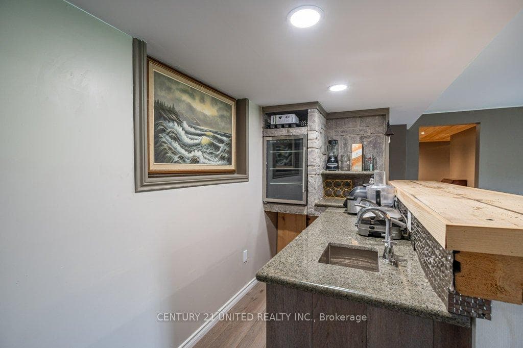 20 Bell Road photo 30