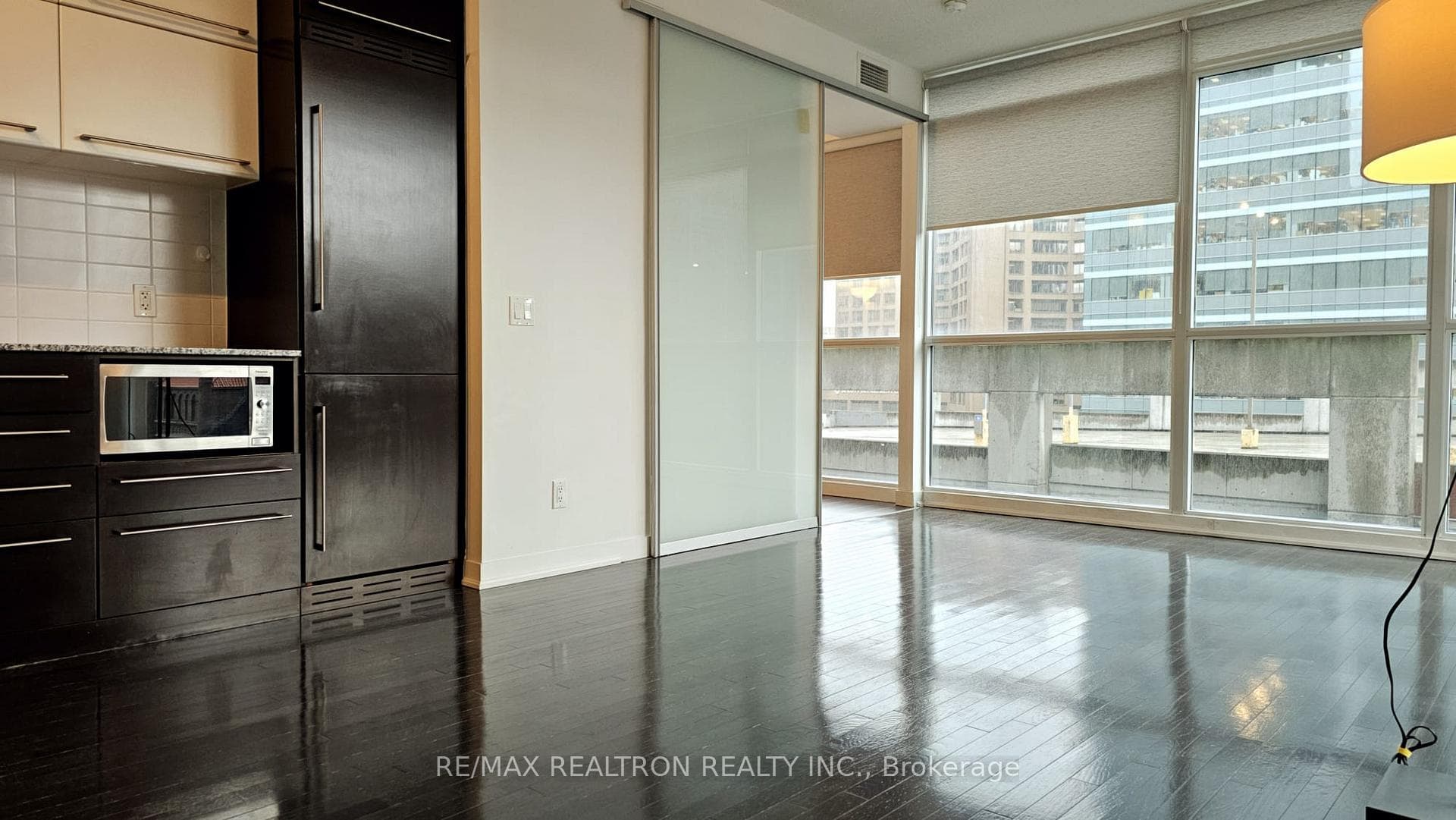 770 Bay Street Unit 712 photo 15