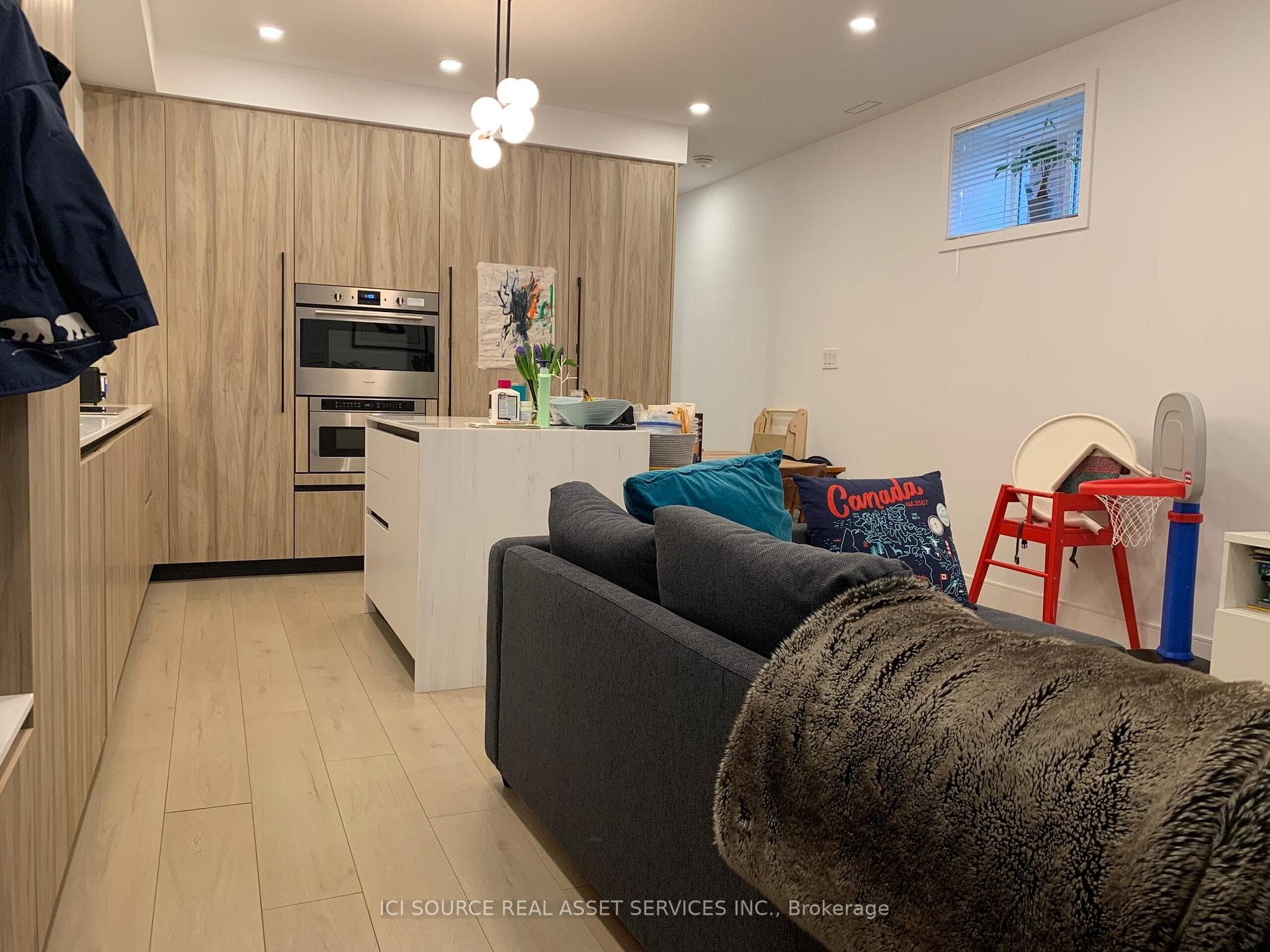 76 Bellefair Avenue Unit B photo 10