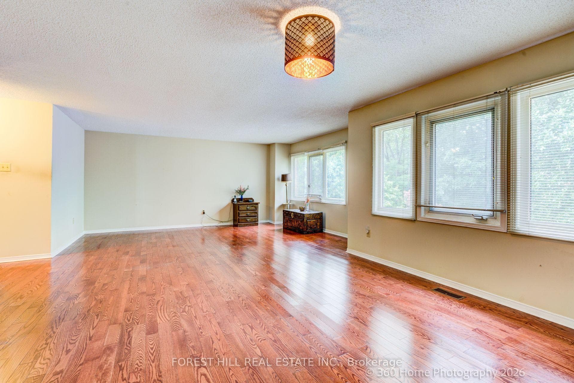 3679 Loyalist Drive photo 19