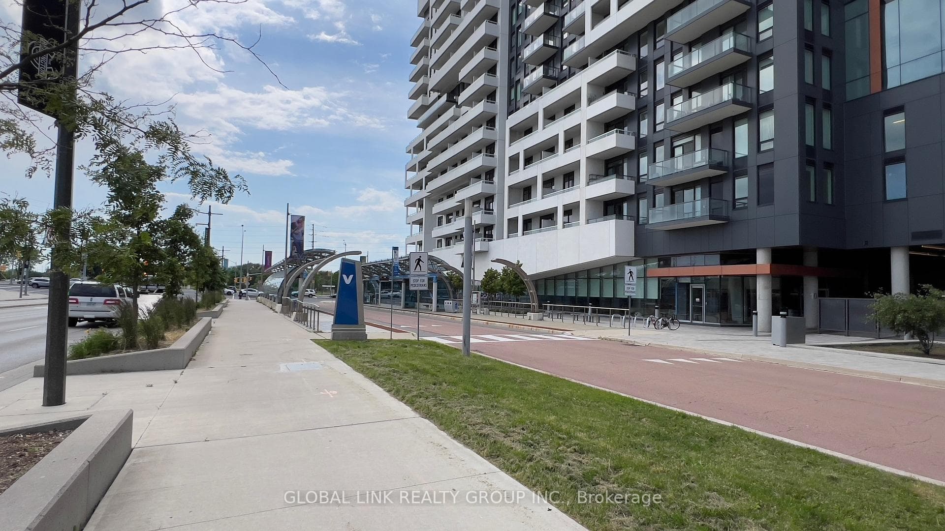8 Rouge Valley Drive Unit 805 photo 1