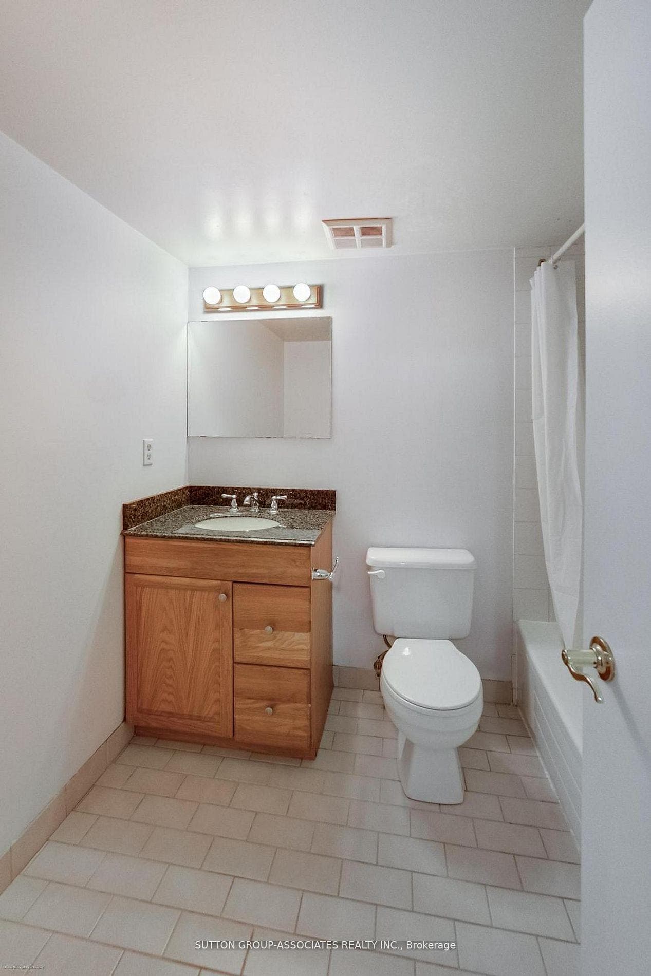 250 Jarvis Street Unit 804 photo 24