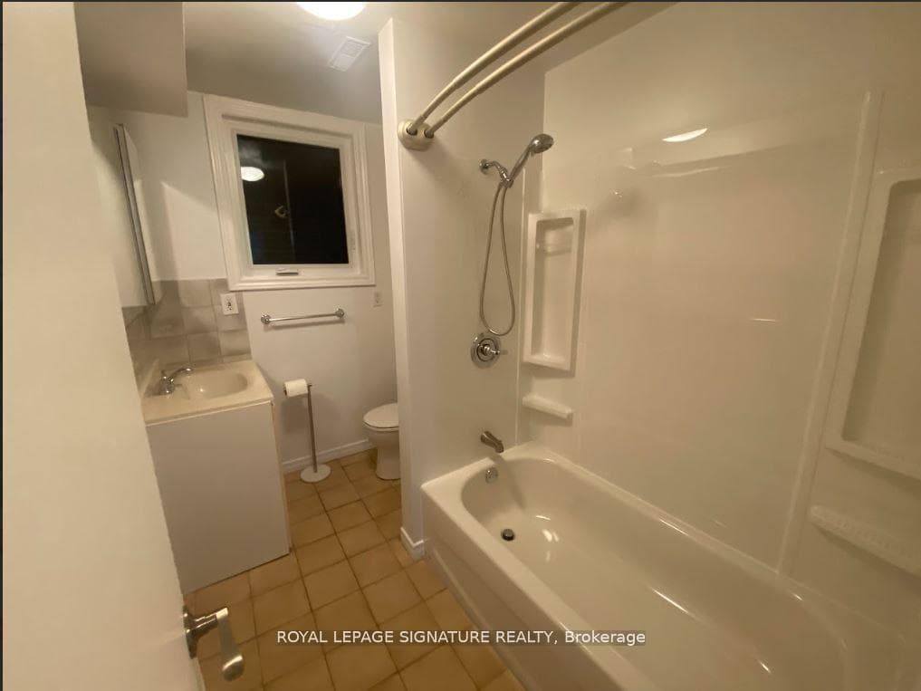 44 Madison Street Unit Lower photo 5