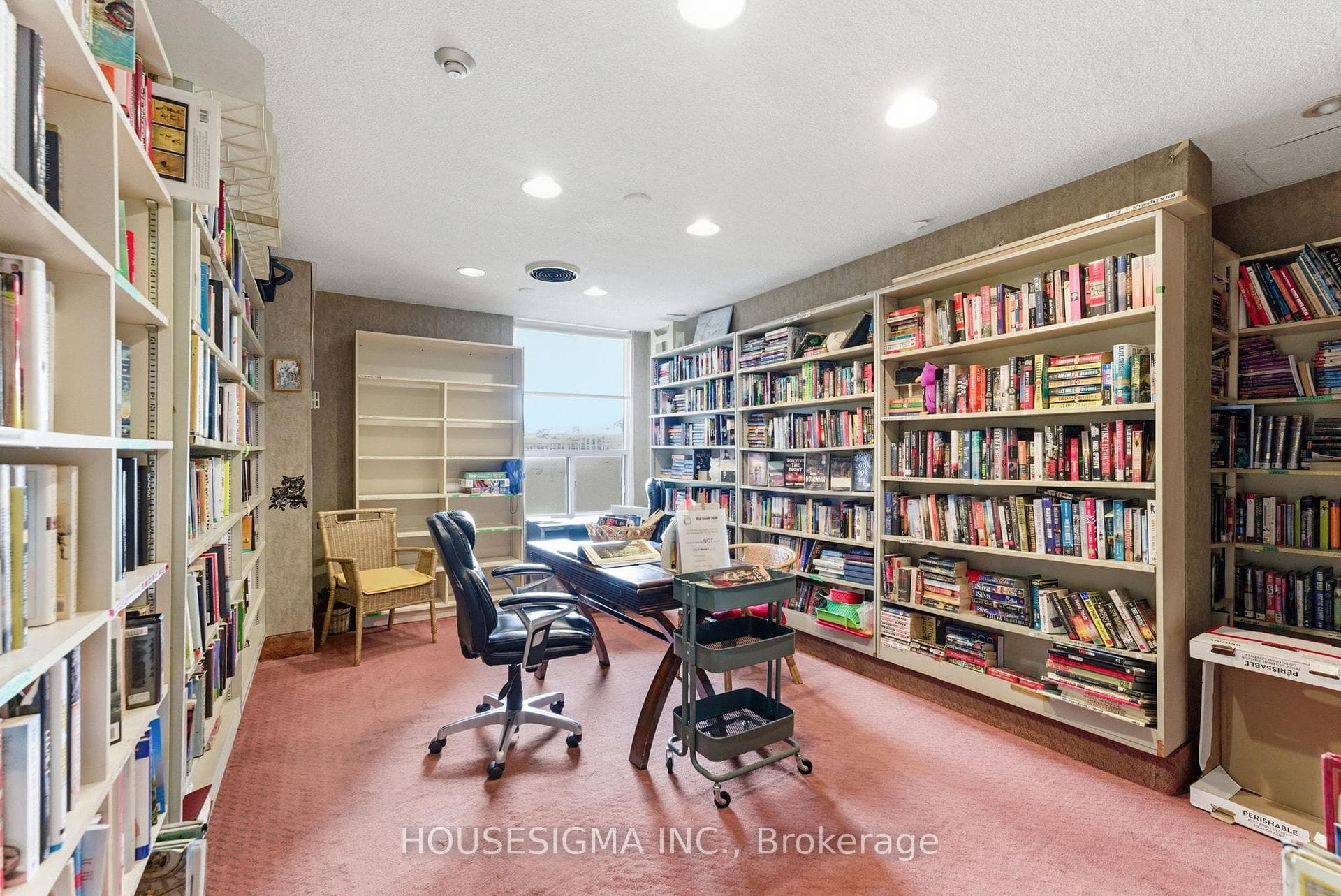 1535 Lakeshore Road Unit 2006 photo 29