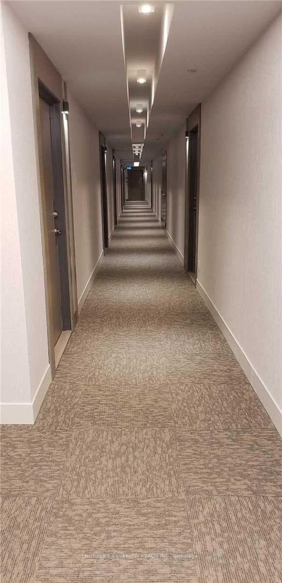 7 KENASTON Gardens Unit 705 photo 1