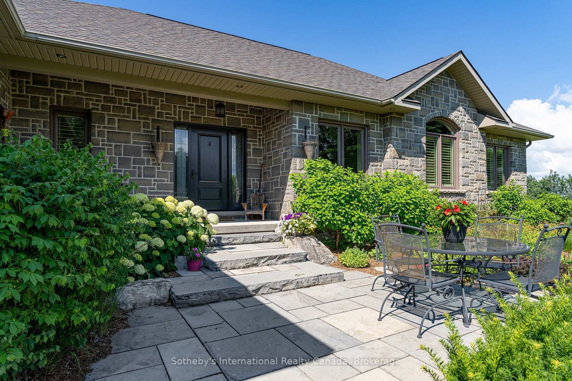 46 SYDENHAM Trail photo 41