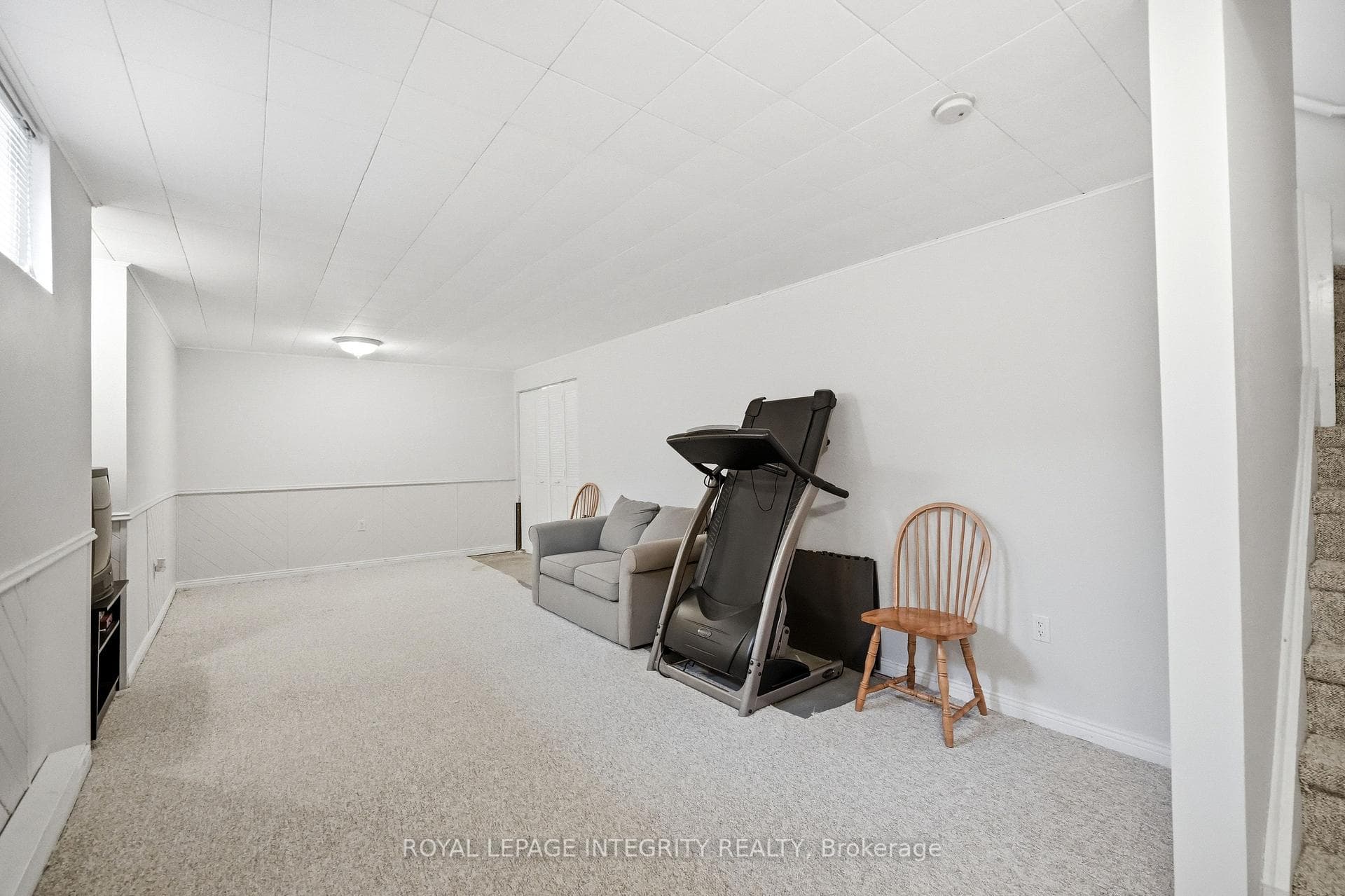 545 Canteval Terrace Unit 110 photo 33