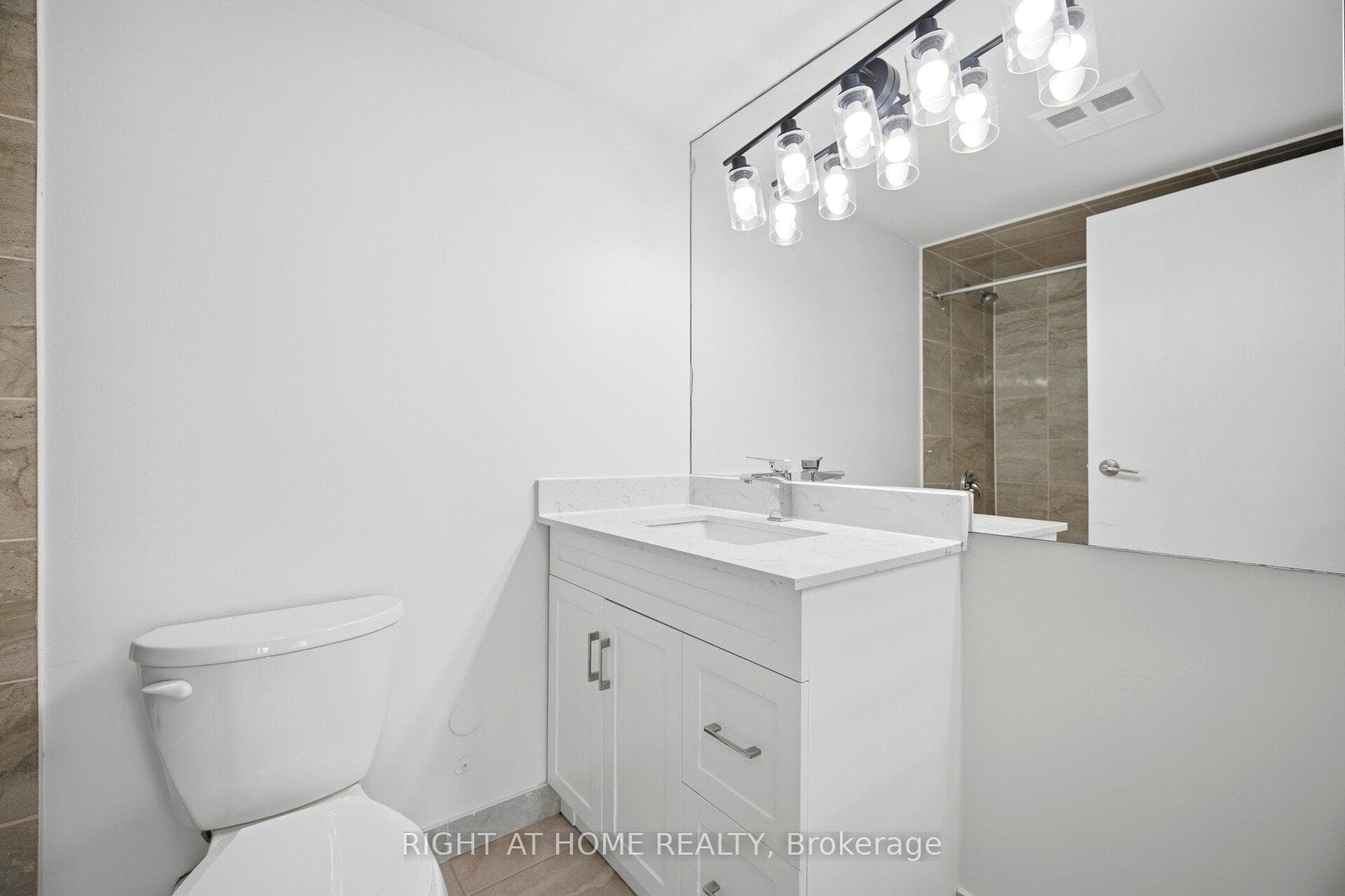 550 Webb Drive Unit 1808 photo 28
