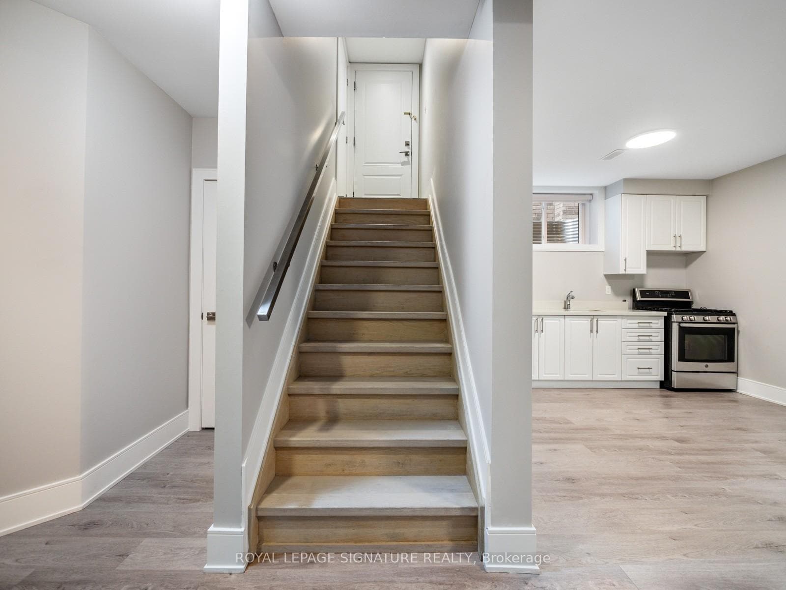573A Kennedy Road photo 31