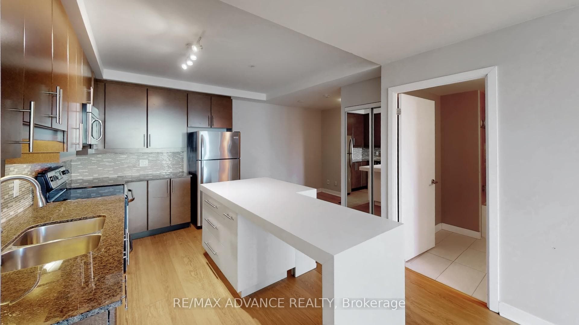 33 Bay Street Unit 4713 photo 12
