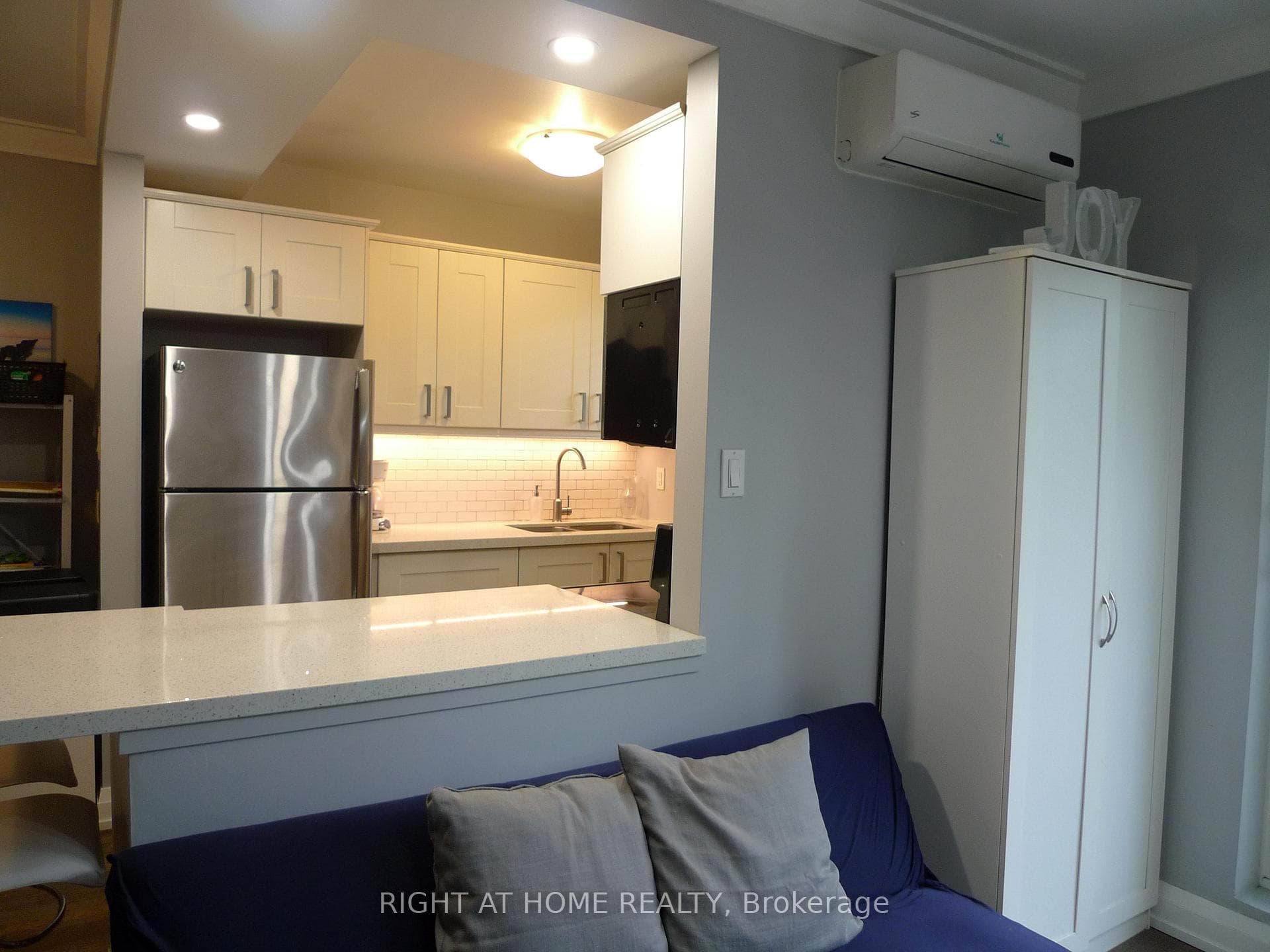 2373 KING Street Unit 26 photo 7