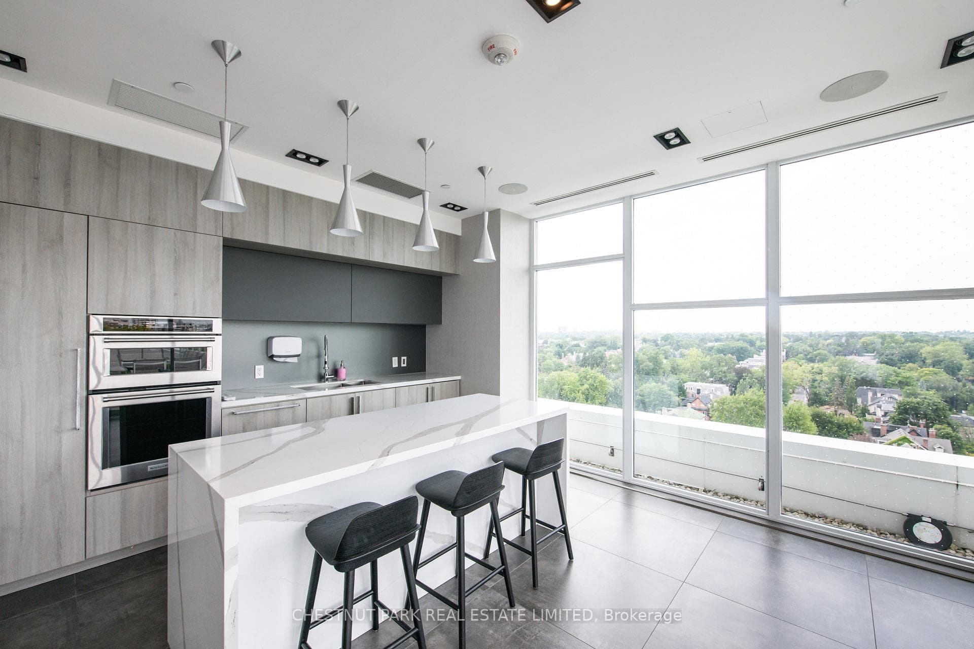 223 St. Clair Avenue Unit 614 photo 45