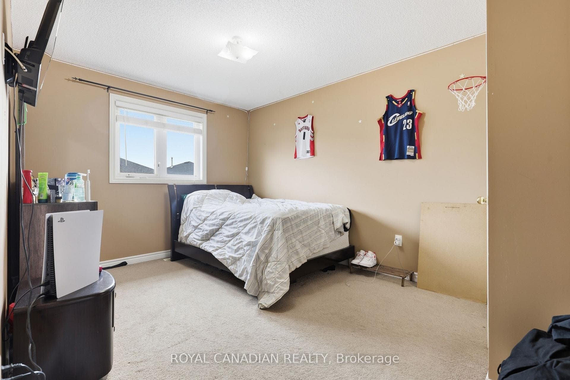 264 Country Lane photo 17