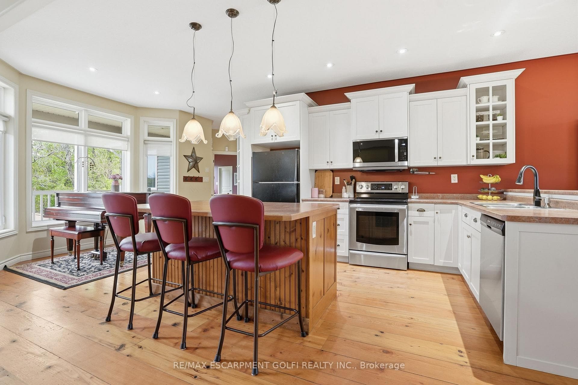 461 TICE Road photo 17