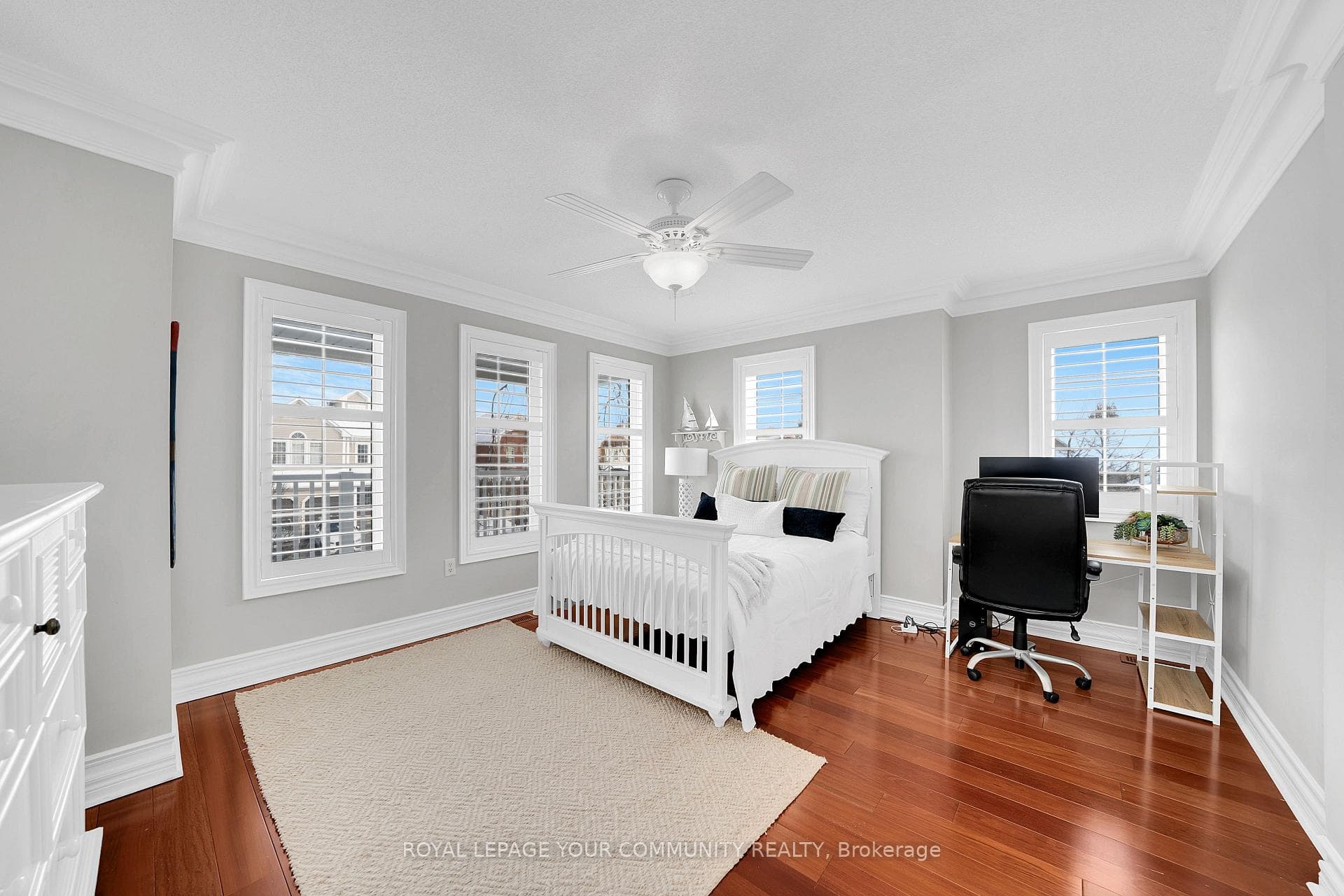 32 Hanson Crescent photo 30