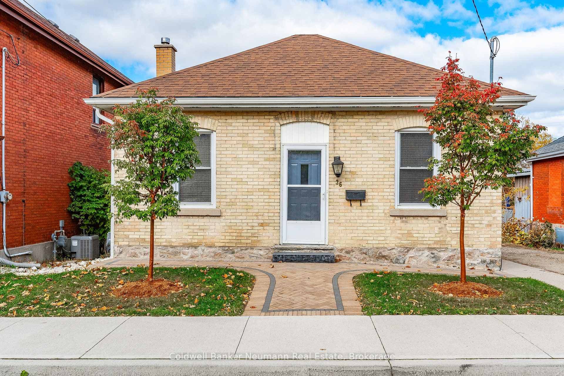 36 Manitoba Street photo 36