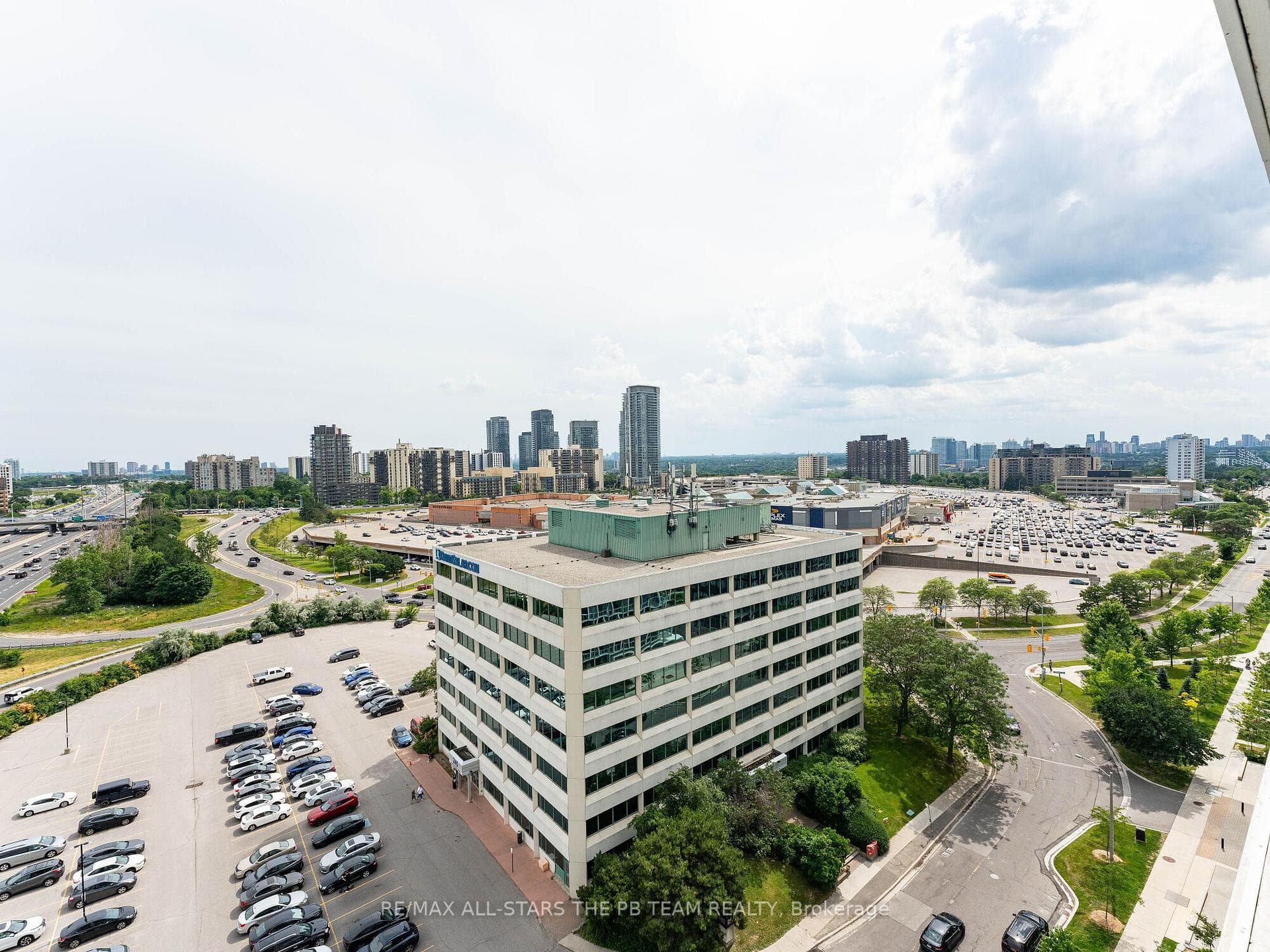 188 Fairview Mall Drive Unit 1512 photo 28