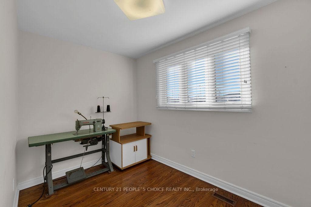 90 Goldsboro Road photo 24
