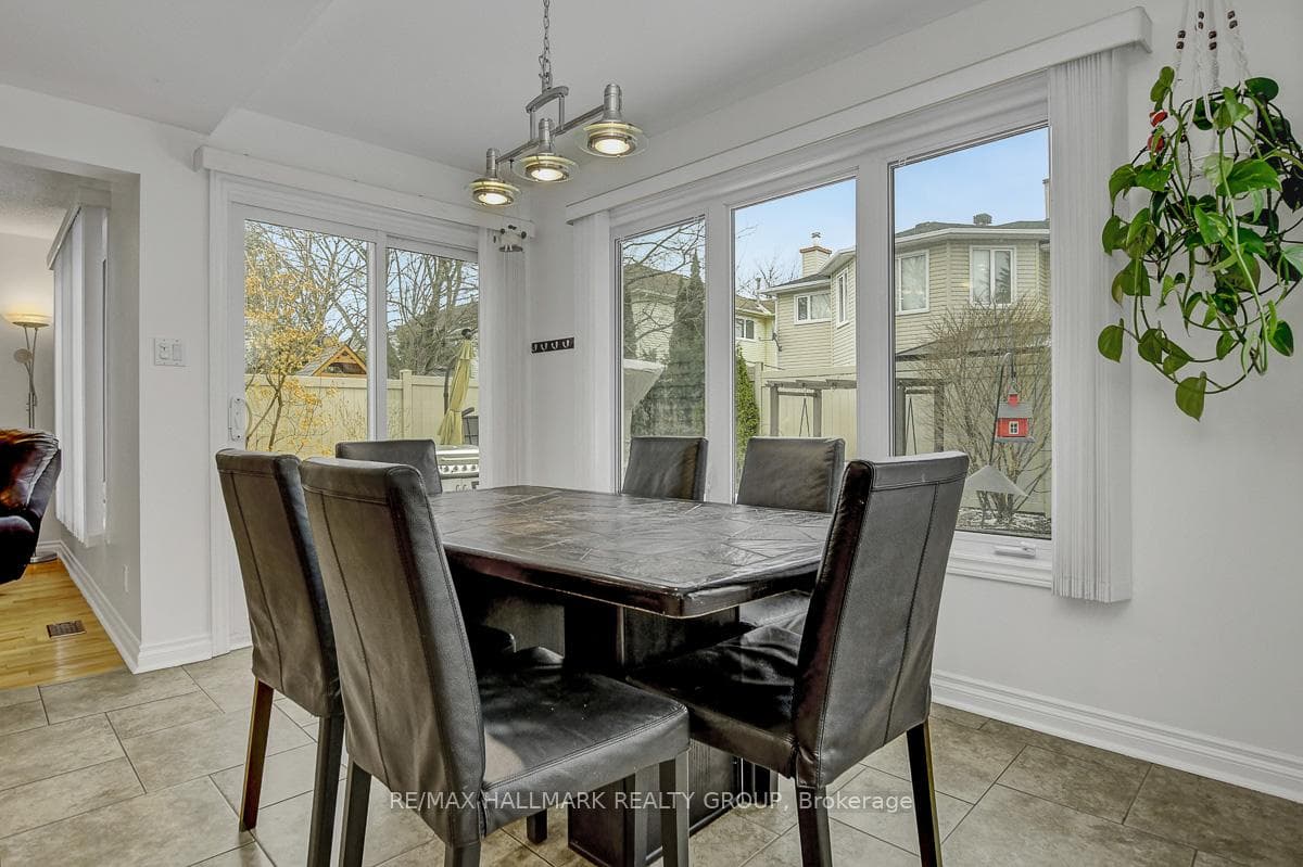 1692 Caminiti Crescent photo 17