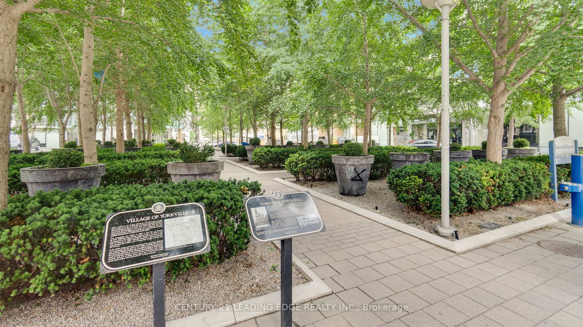 11 Yorkville Avenue Unit 3810 photo 39