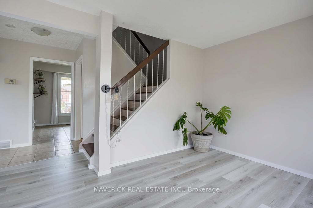 436 Manitoba Road photo 13