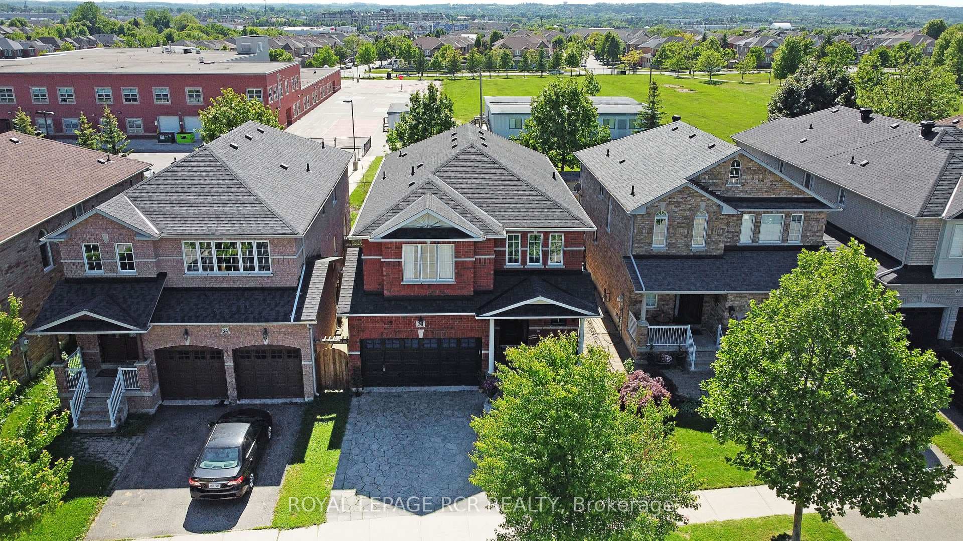 38 Delattaye Avenue photo 2